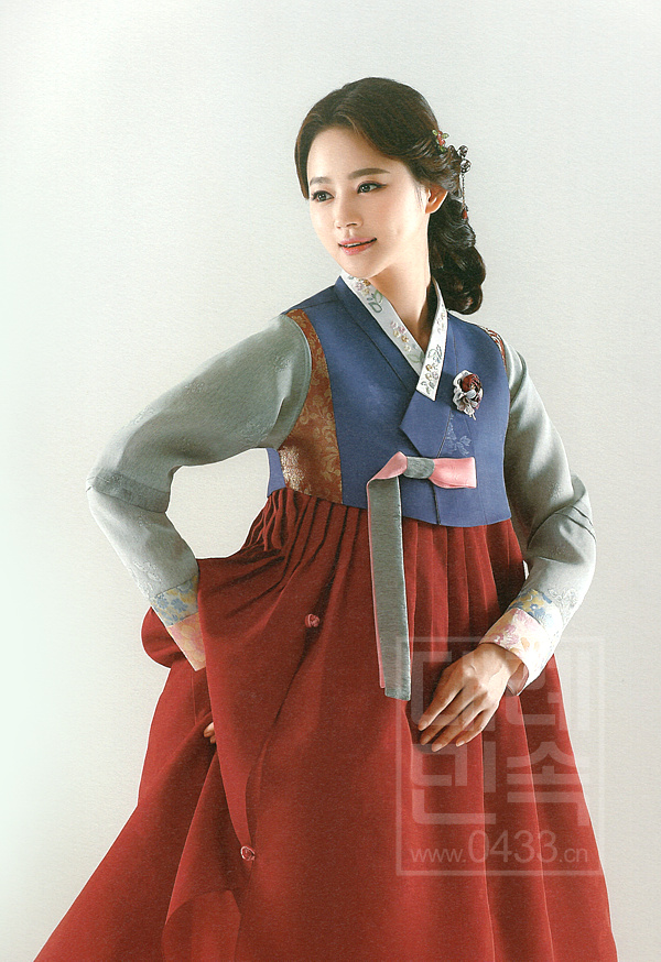 朝鲜族女性服饰图片