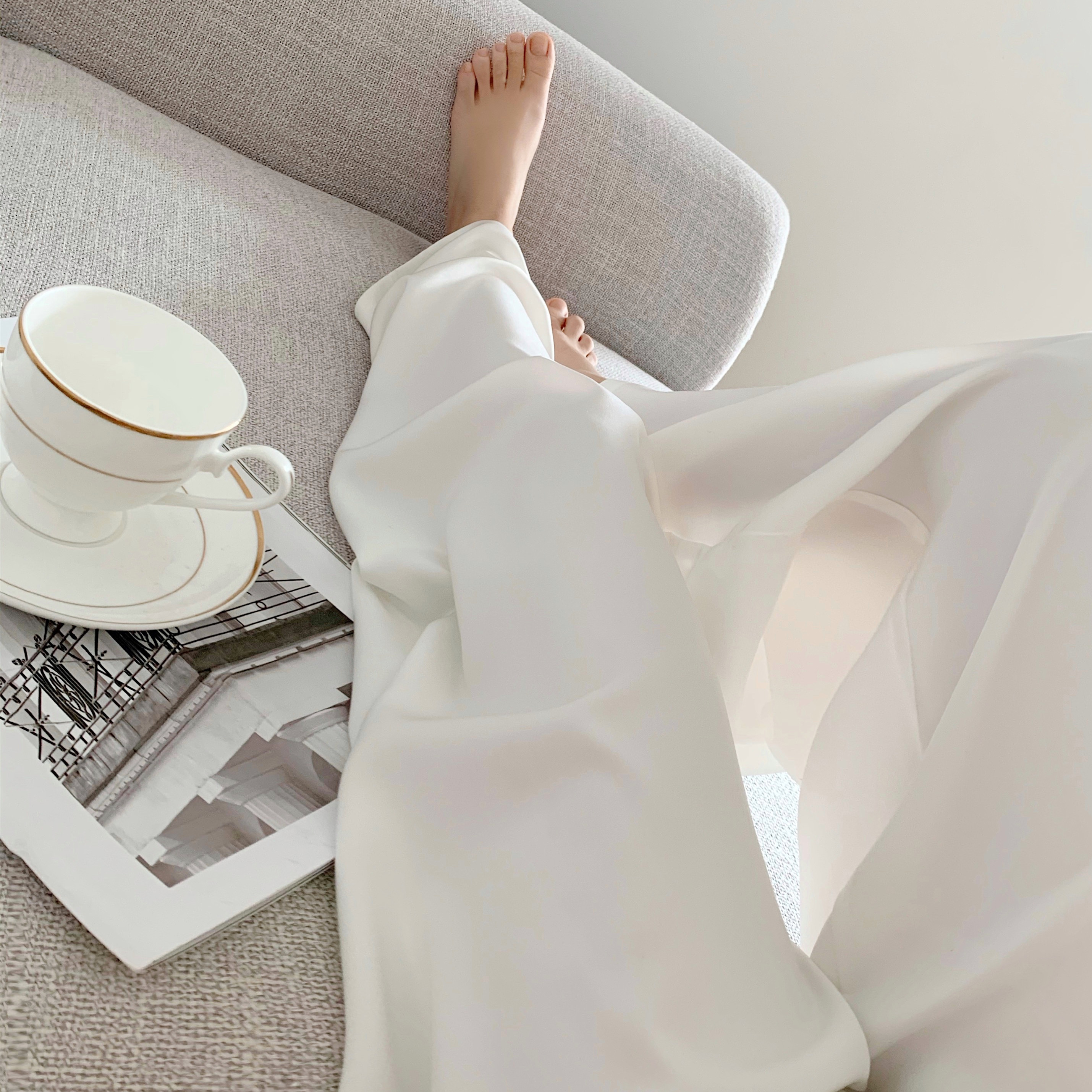 KCB【丝滑牛奶裤】100%真天丝 白色垂感空气裤休闲高腰阔腿裤女夏