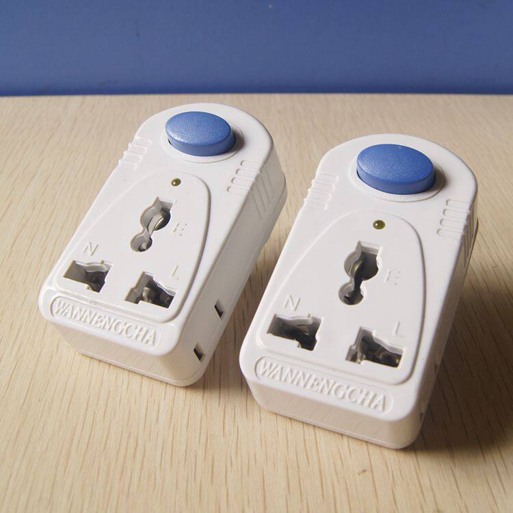 转换二送国标插头一转三带独立开关旅游港版转换插头