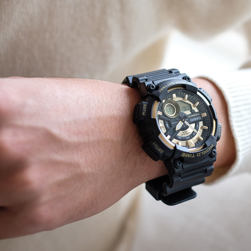 卡西欧casio多功能户外运动手表防水防震学生男表aeq-110bw-9a日韩