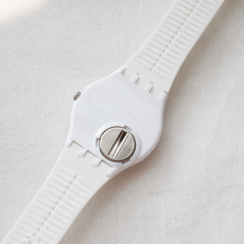swatch斯沃琪手表正品情侣色彩密码白色清新 指针石英女表gw151o - 五