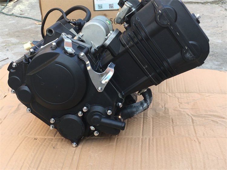 发动机适用宗申cbb250水冷单缸气门鑫源x2x2x摩托车发动机