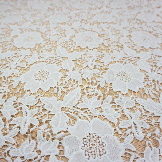 蕾丝水溶镂空布料牛奶丝花花边白色刺绣绣花海绵垫