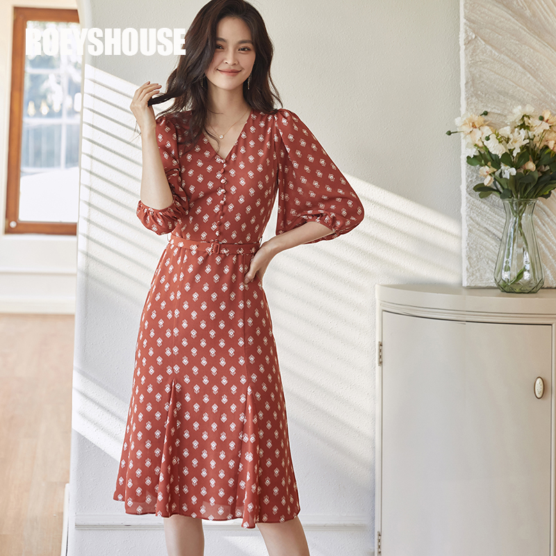 罗衣气质花色连衣裙女2022春装新款灯笼袖系带鱼尾摆中长裙06168