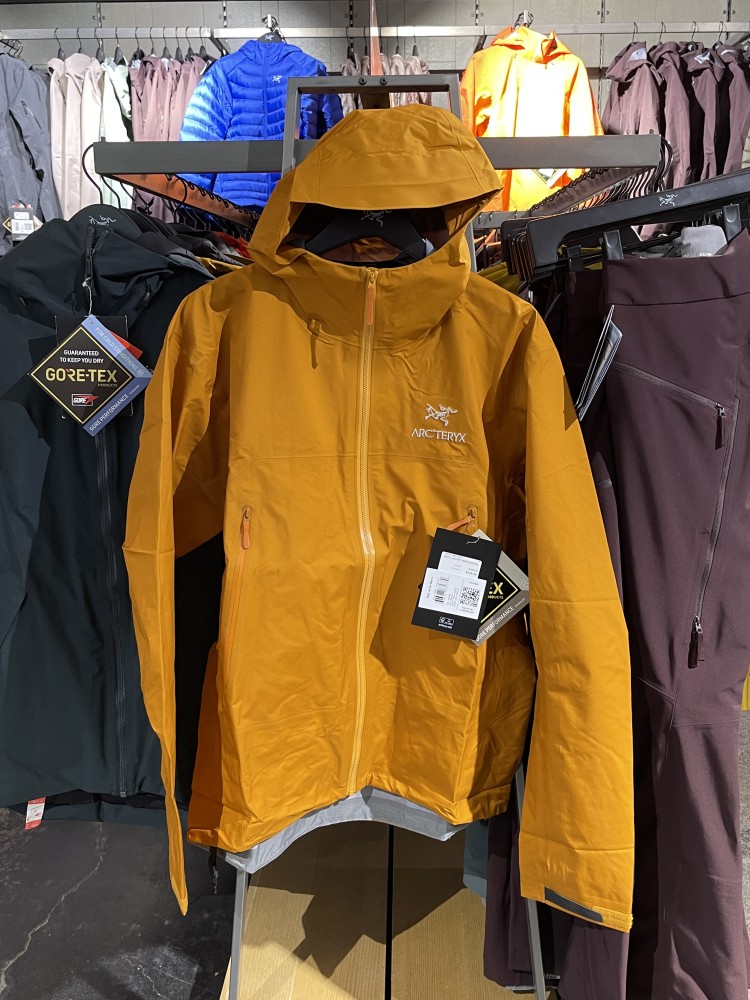 ARC'TERYX/始祖鸟 Beta  GTX 男士连帽拉链刺绣LOGO冲锋衣 29867