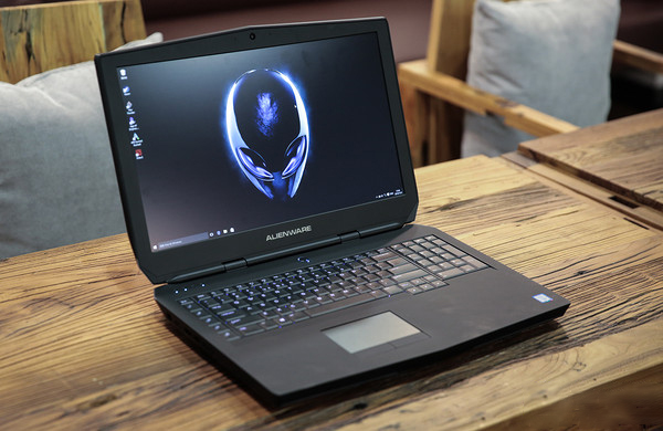 二手戴尔外星人17寸笔记本电脑alienware 17r5 m18x i7游戏本吃鸡
