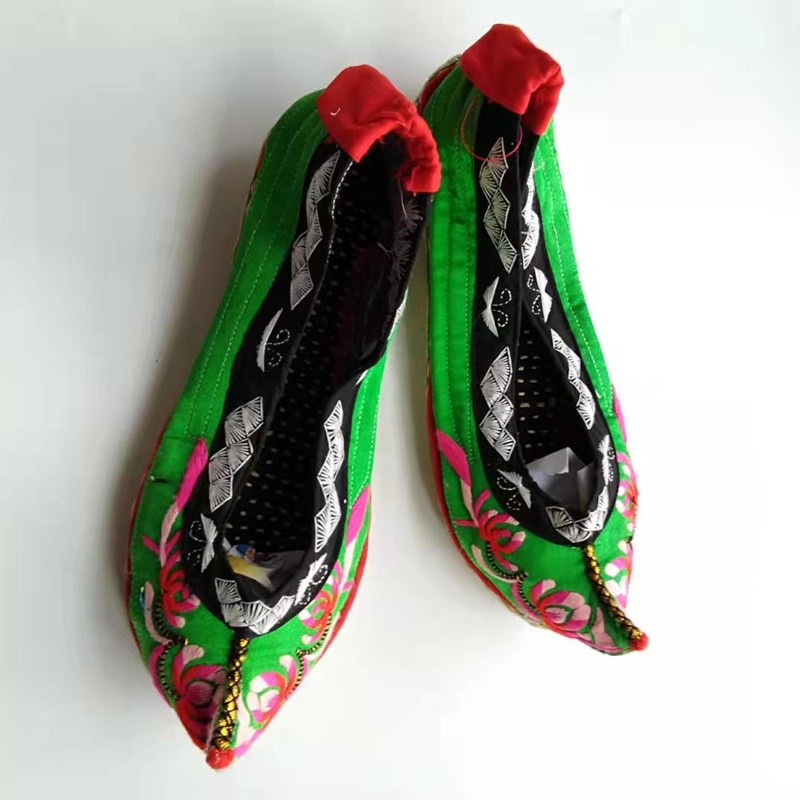 手工翘头千层彝族绣花鞋原创生态布鞋休闲尖头布鞋