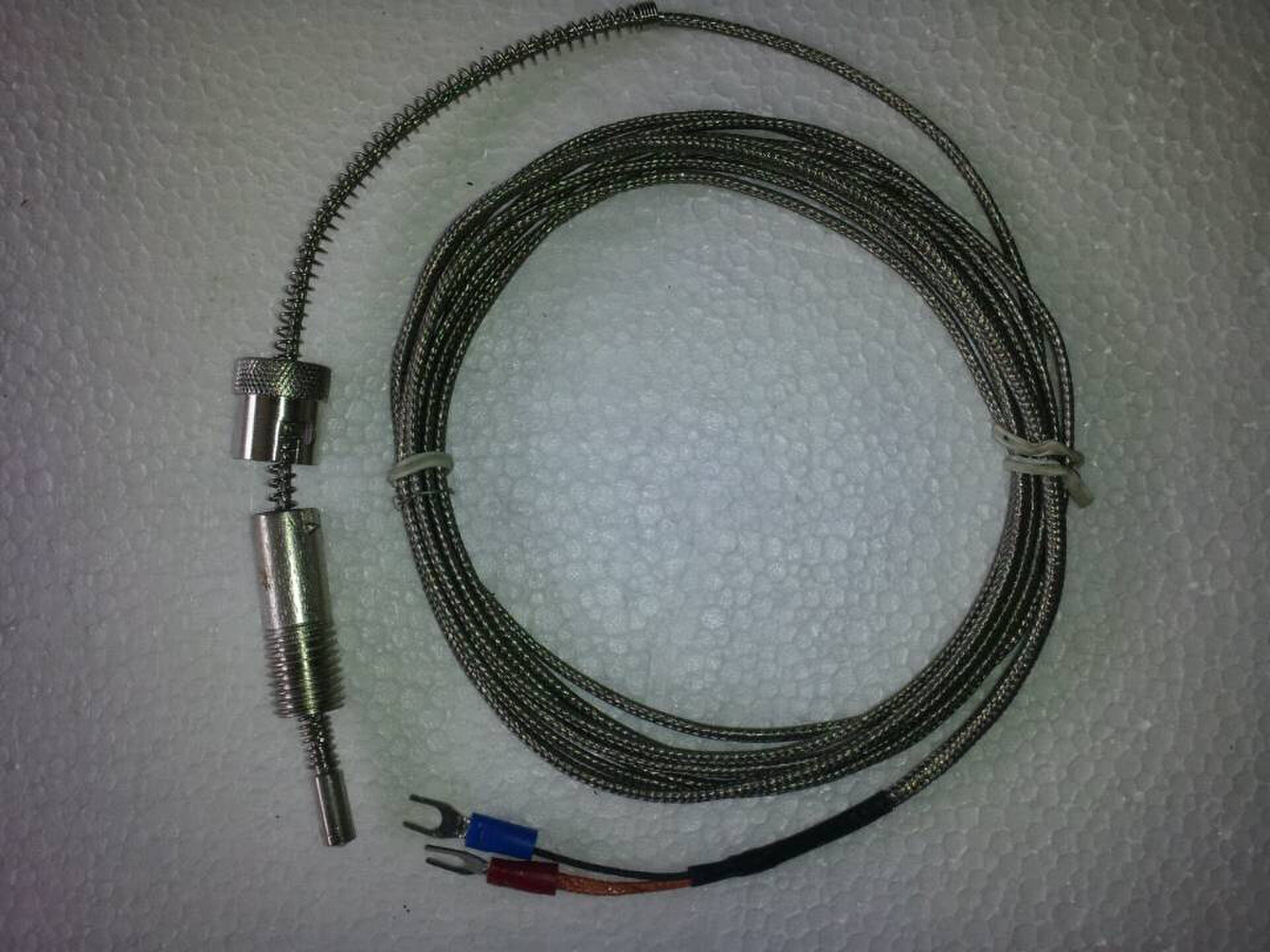 可调调式新款pt1002分长度探头保护管压簧热电偶热电偶