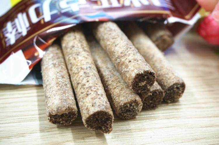 一份包邮灵光西餐厅巧克力棒夹心13gx30袋经典怀旧零食