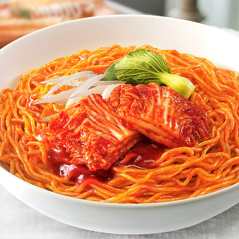 辣白菜泡菜面炒面方便面袋装 农心辣白菜拌面韩国泡菜凉拌面韩式 - 女