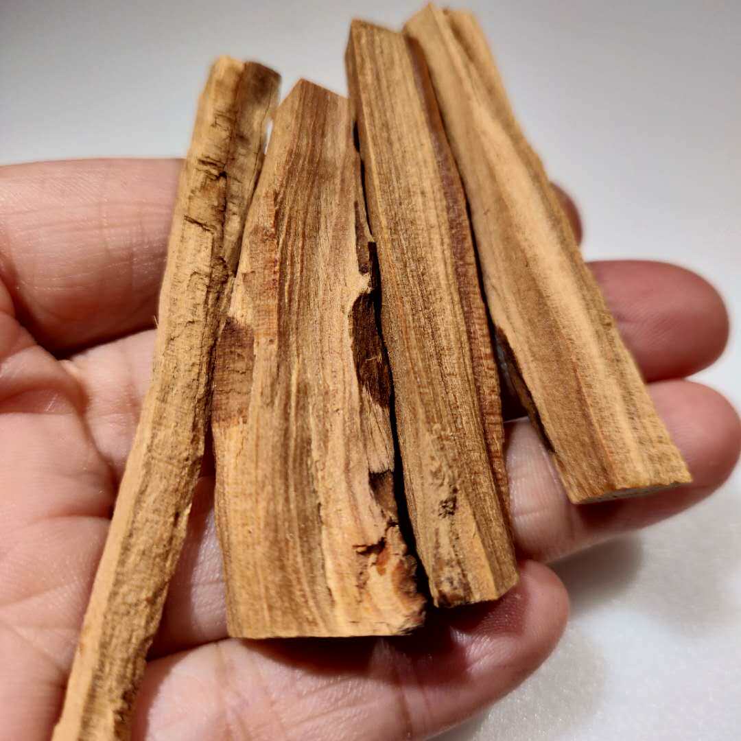 天然野生老料檀香木条 绝非抽油反泡香精 香料 供佛 水陆法会