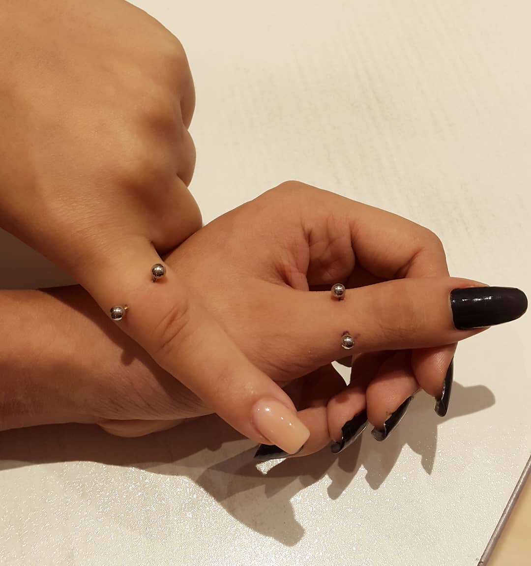 耳钉鼻梁钉眉环手指钉手钉眉钉 g23纯钛金穿刺饰品男女基本款