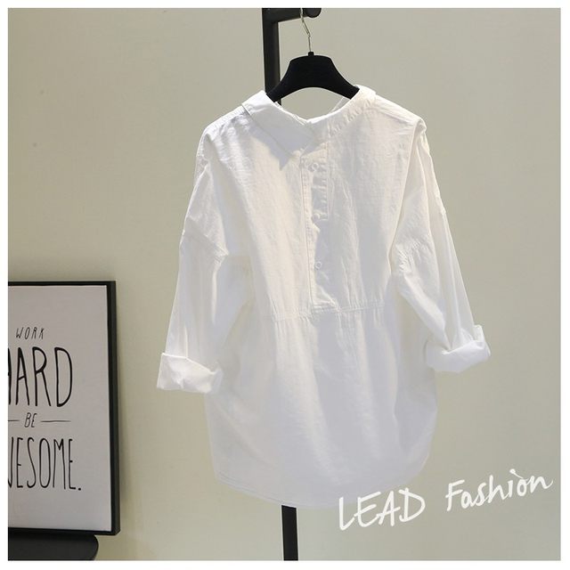 Double pocket white cotton shirt women 2020 autumn new Korean fan art back button shirt loose casual top Double pocket white cotton shirt women 2020 autumn new Korean fan art back button shirt loose casual top