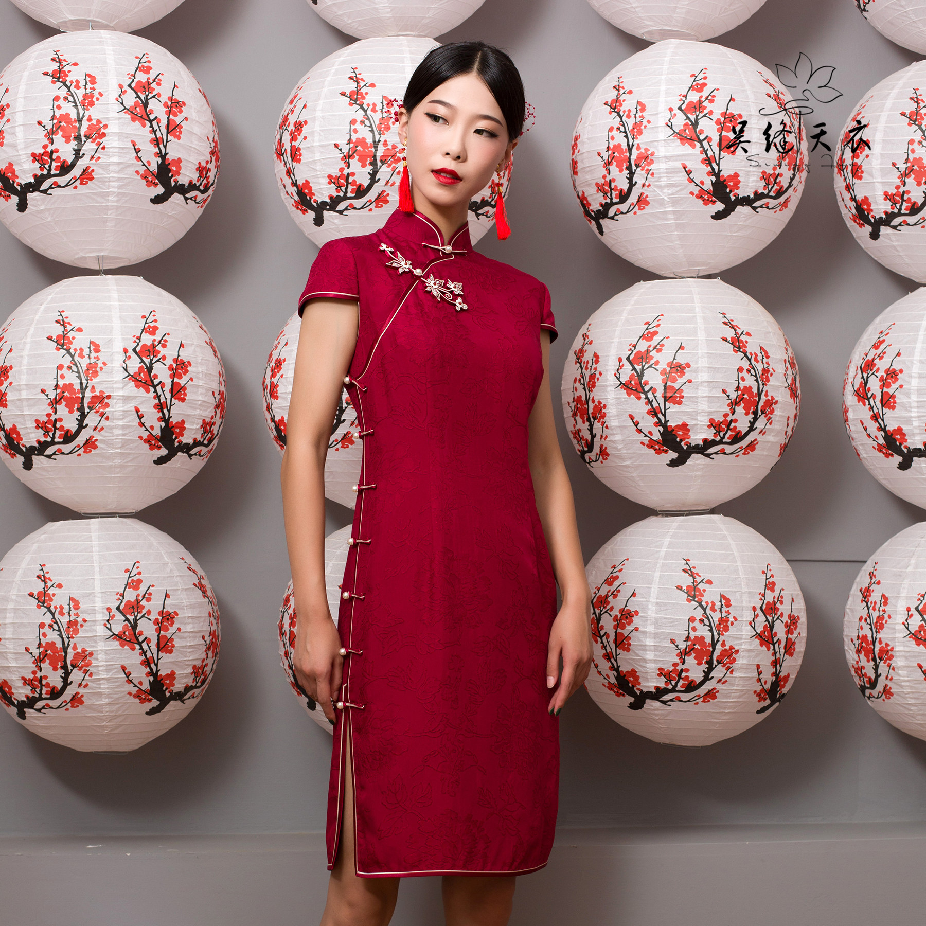 吴缝天衣高端定制手工苏派旗袍短款真襟开叉旗袍