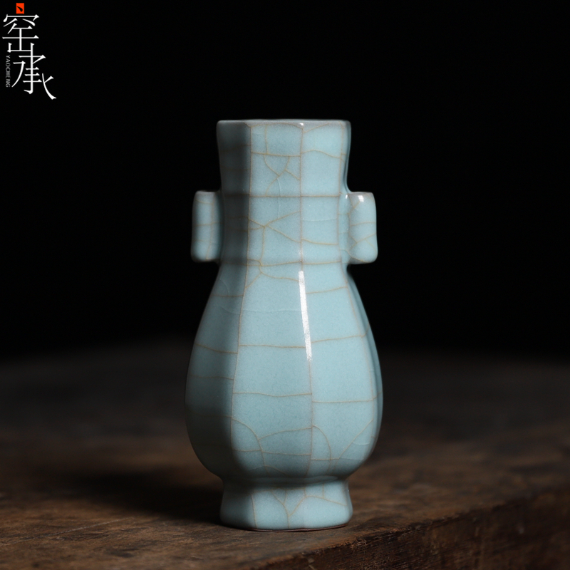 龙泉青瓷吴学远手工官窑八角贯耳陶瓷花器文房收藏花瓶