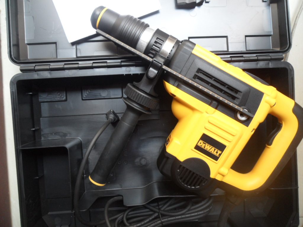 得伟电锤d25501k锤钻五坑组合式40mm电动工具电锤