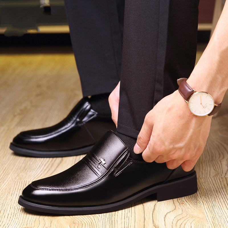 男士春秋商务正装皮鞋中老年套脚软底软面黑色爸爸皮鞋