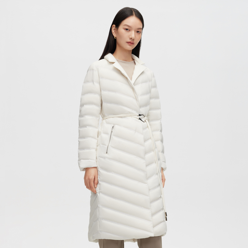 波司登新款女士轻薄通勤鹅绒气质收腰修身西装羽绒服