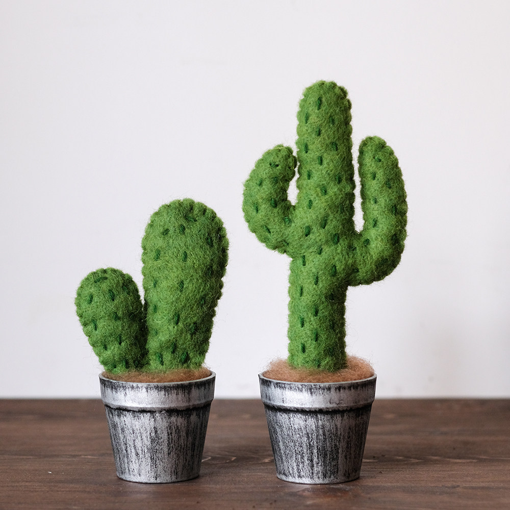 羊毛毛毡仙人掌多肉盆栽ins北欧家居装饰客厅办公室摆件