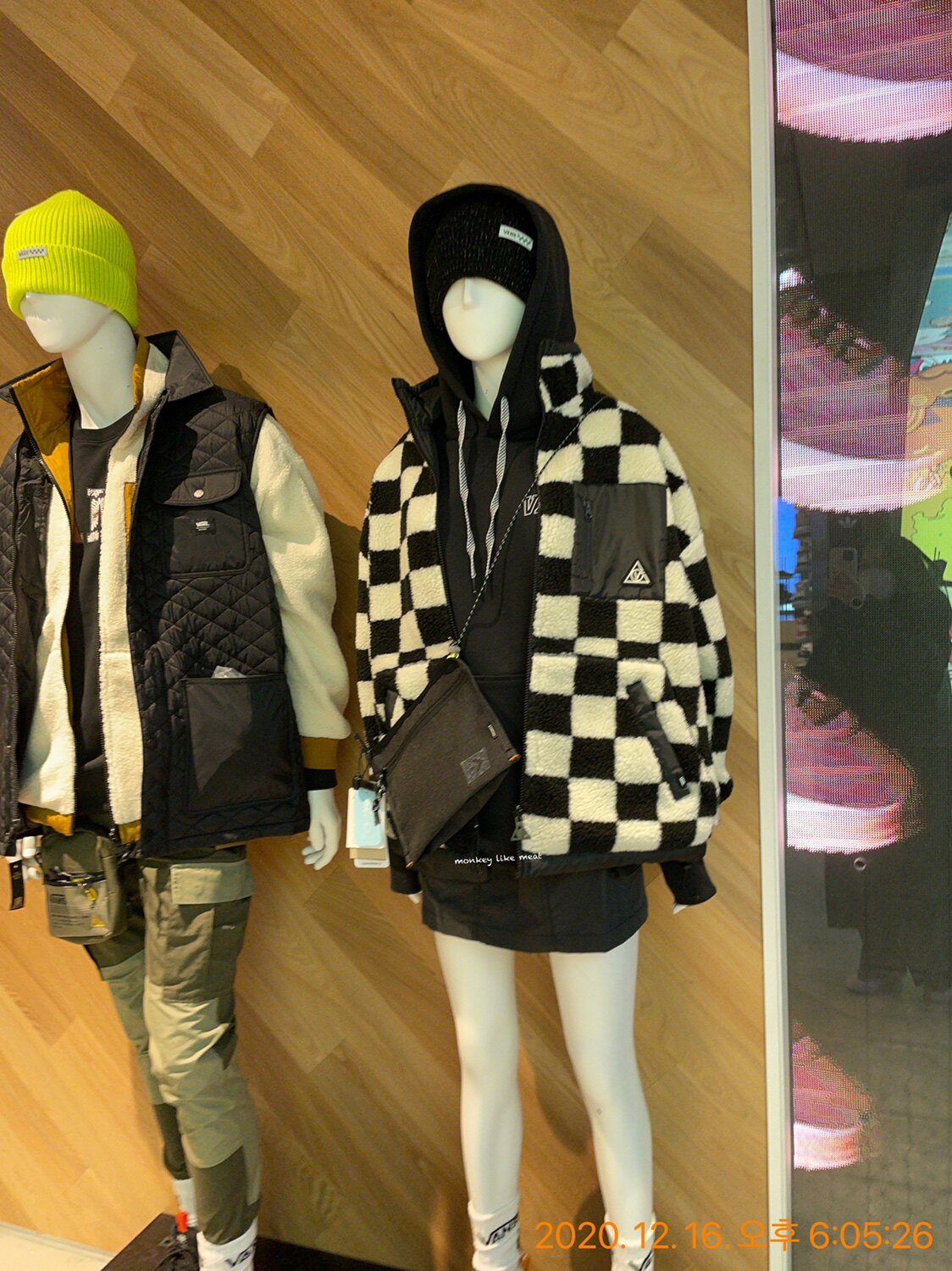 韩国代购直邮vans羊羔棋盘格短外套两面双面男女卫衣