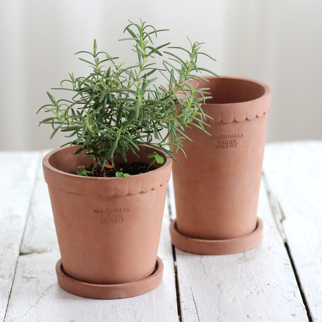 High-end texture cement flower pot with tray Nordic home gardening rustic and creative simple green plant pot ins style High-end texture cement flower pot with tray Nordic home gardening rustic and creative simple green plant pot ins style