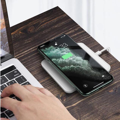 适用三星galaxyflip35g无线充电器15w折叠手机手机充电器