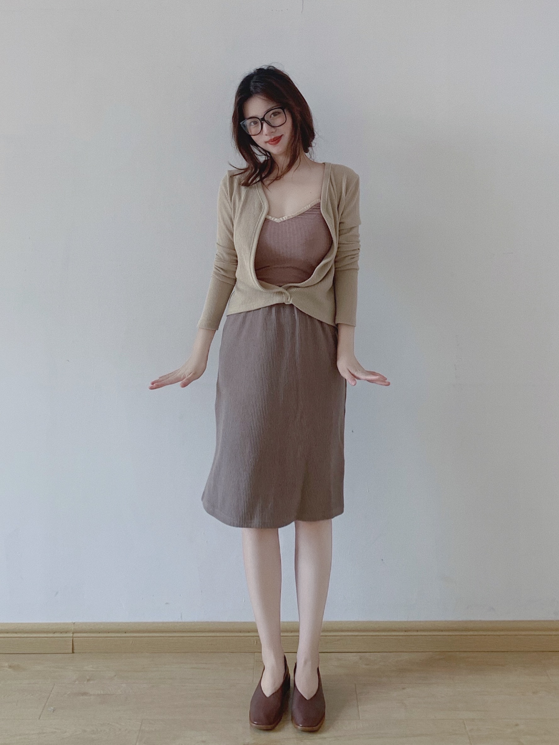 鱼没放纯欲复古港风2022新款显瘦百搭性感花边背心吊带