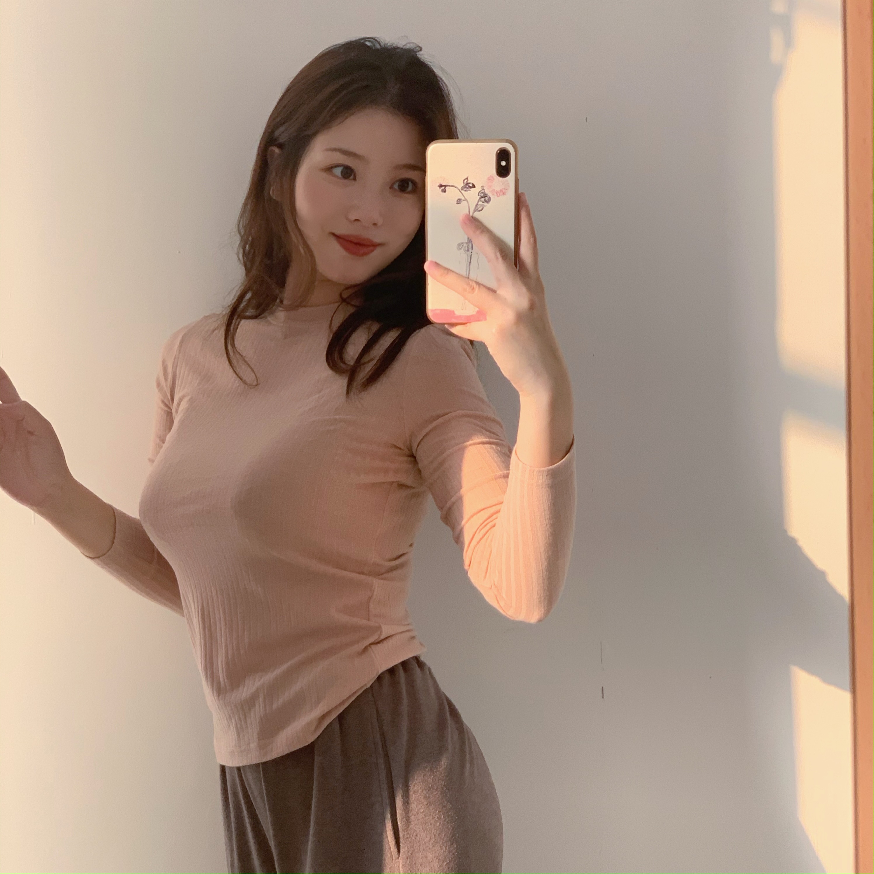 鱼没放2022秋冬新款纯色气质打底长袖内搭修身毛针织衫