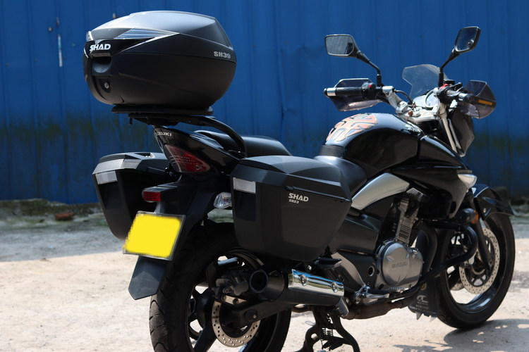 适用于铃木骊驰gw250-a边箱摩托车gw250f改装夏德三箱支架后尾箱