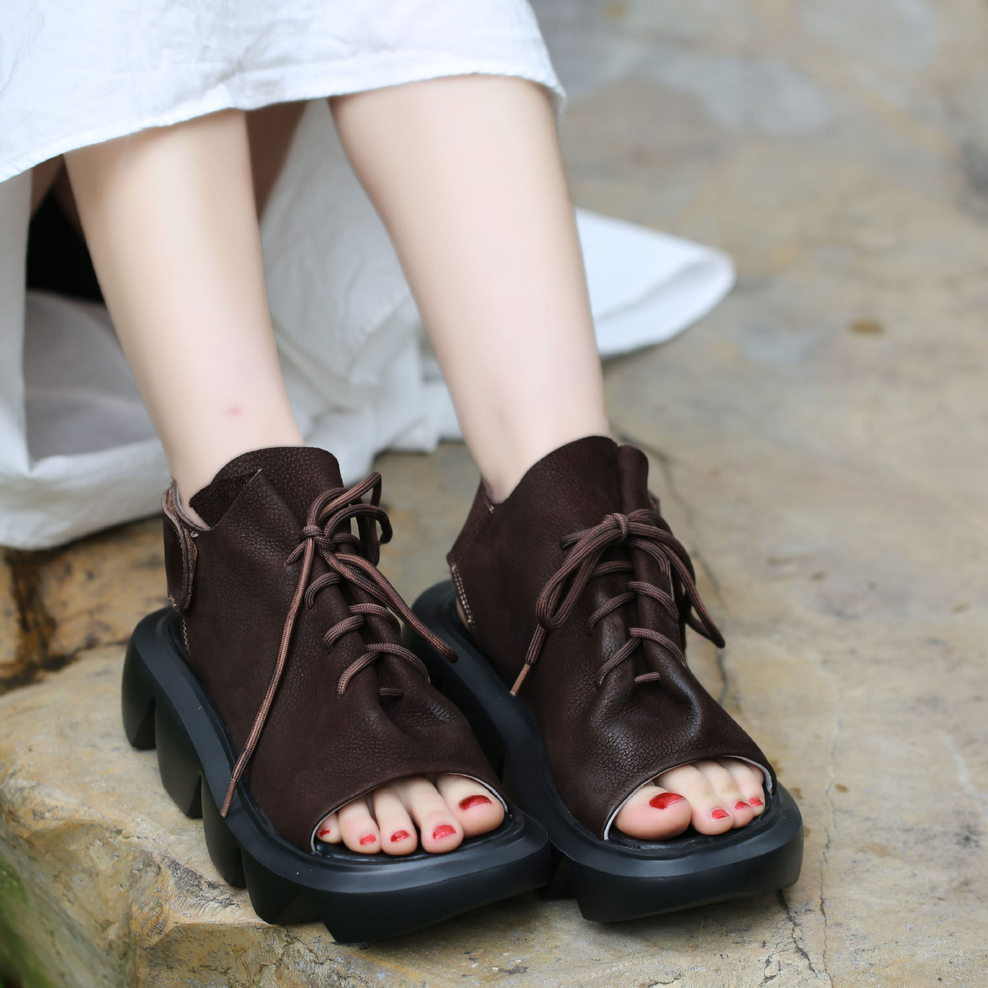 2020新款凉鞋真皮厚底坡跟鞋魔术交叉绑带休闲时装靴