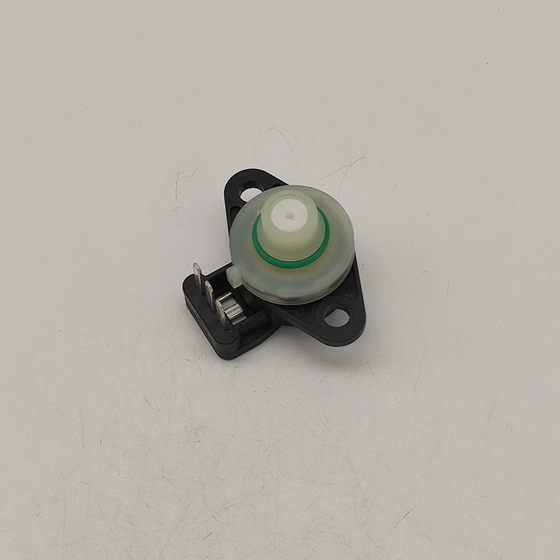 适用于潍柴四国压力传感器尿素博世压力开关处理配件汽车传感器