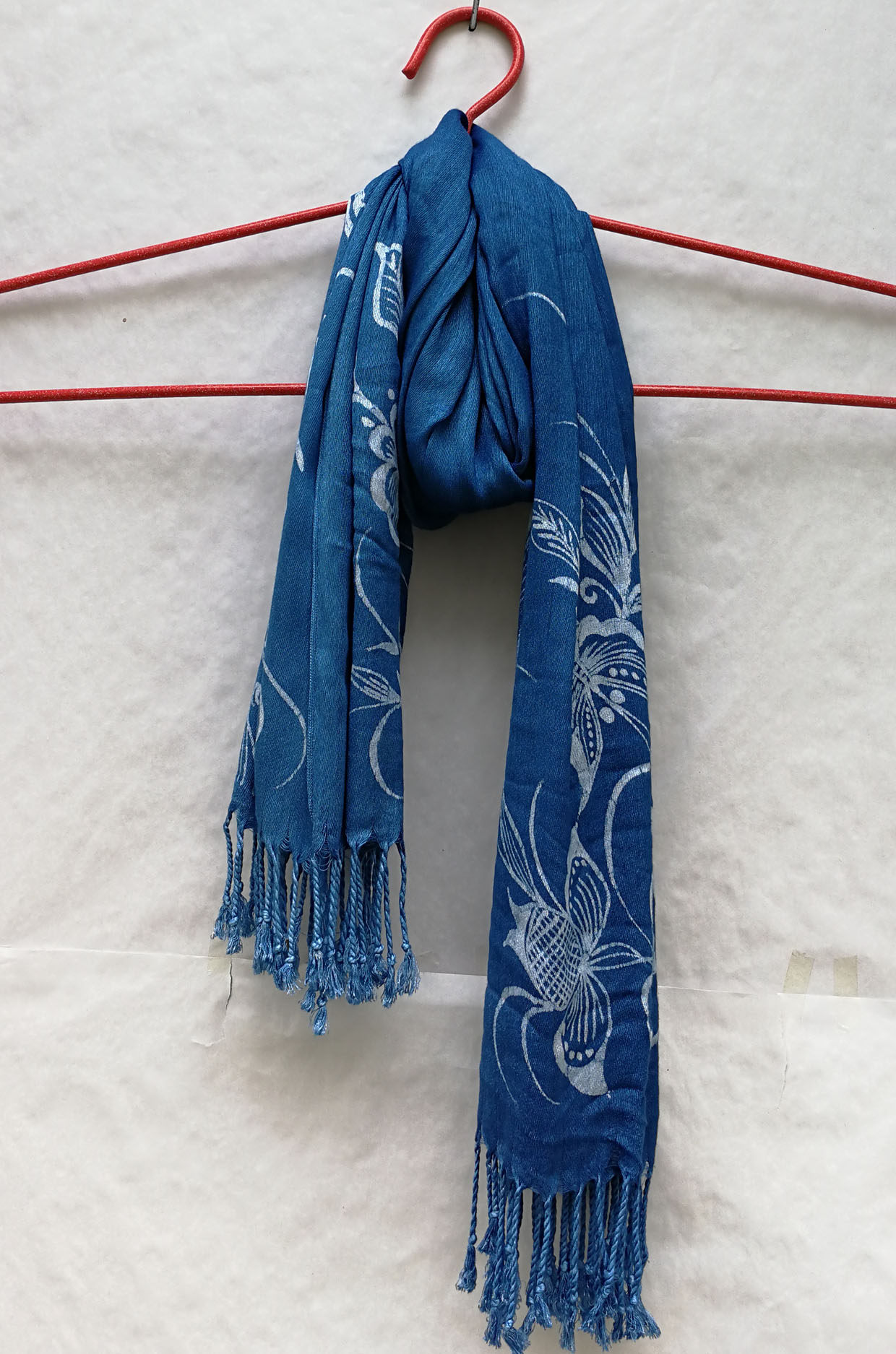 蜡染贵州苗族围巾定制冬款植物染全苗族蜡染