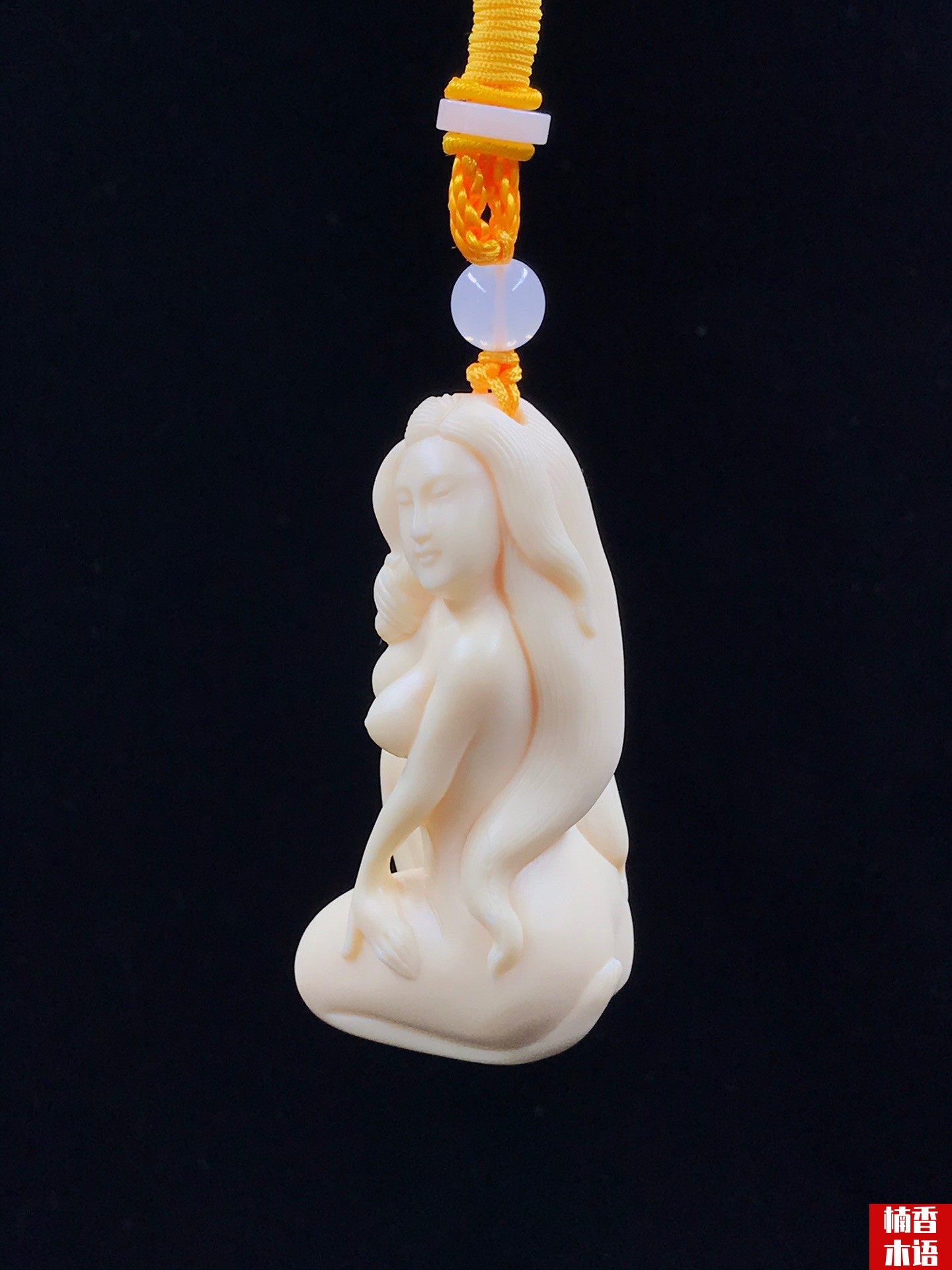 象牙雕刻美女手把吊坠挂件把玩性感人体摆件其它首饰
