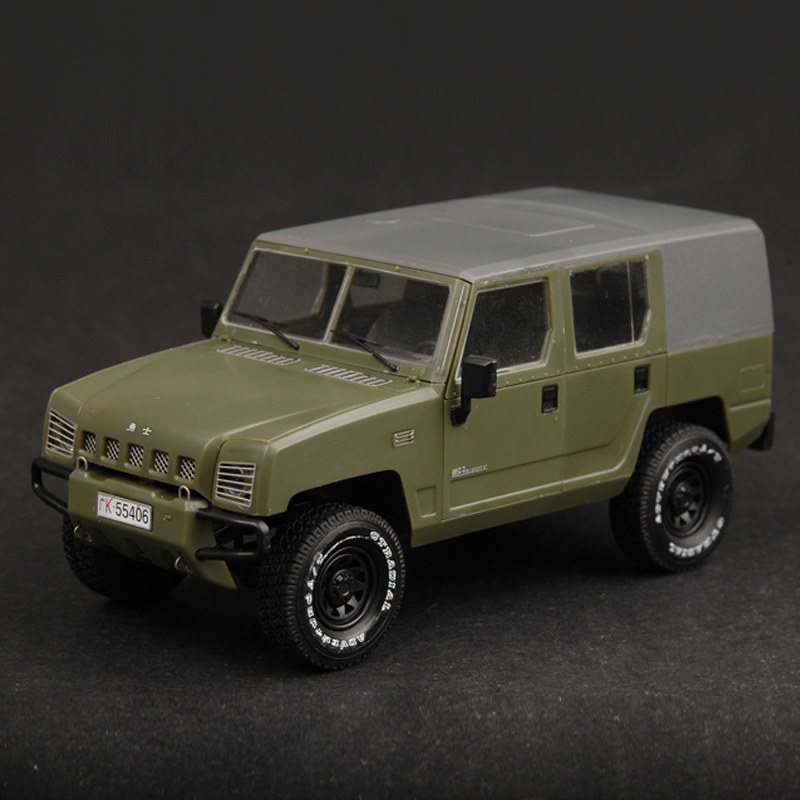 小号手拼装汽车模型1/35中国勇士多用途吉普车模型bj2022jc越野车
