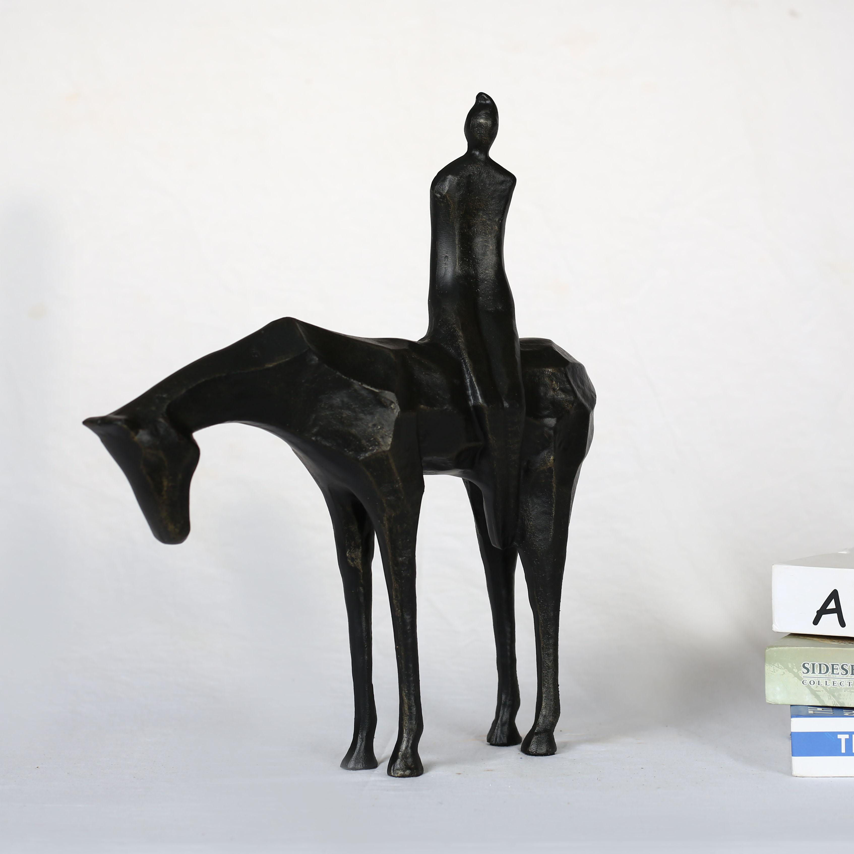 简约家居牧马人摆件现代装饰金属雕塑艺术饰品客厅摆件