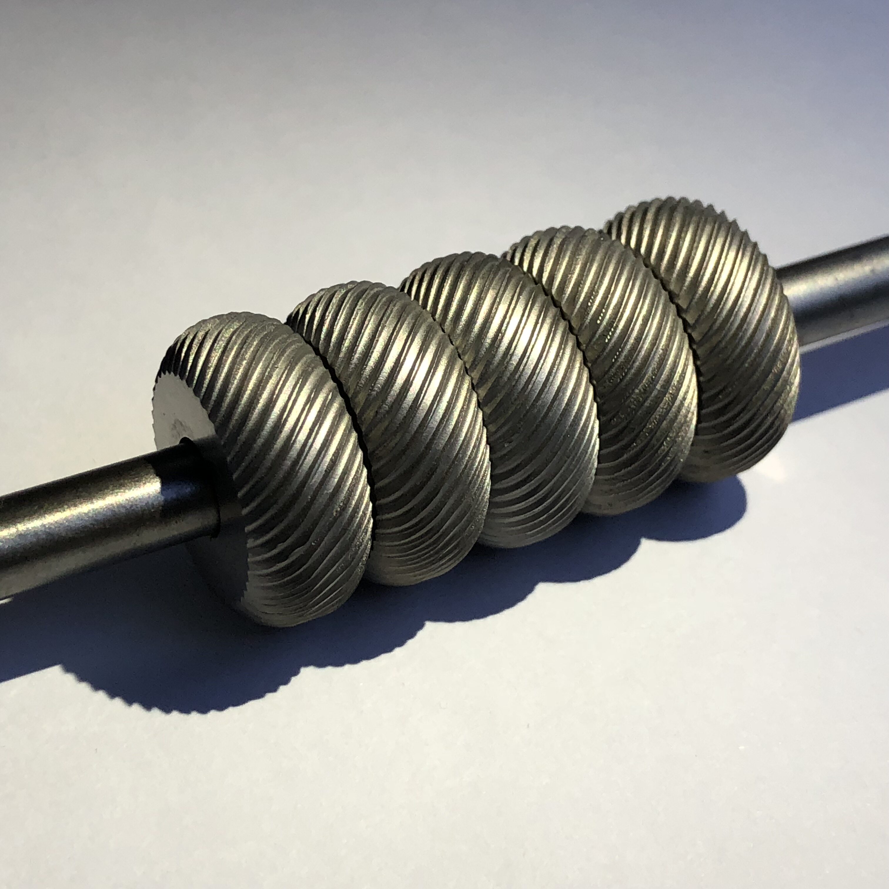 台湾aomin直纹斜纹网纹圆弧纹滚花刀非标定做滚刀