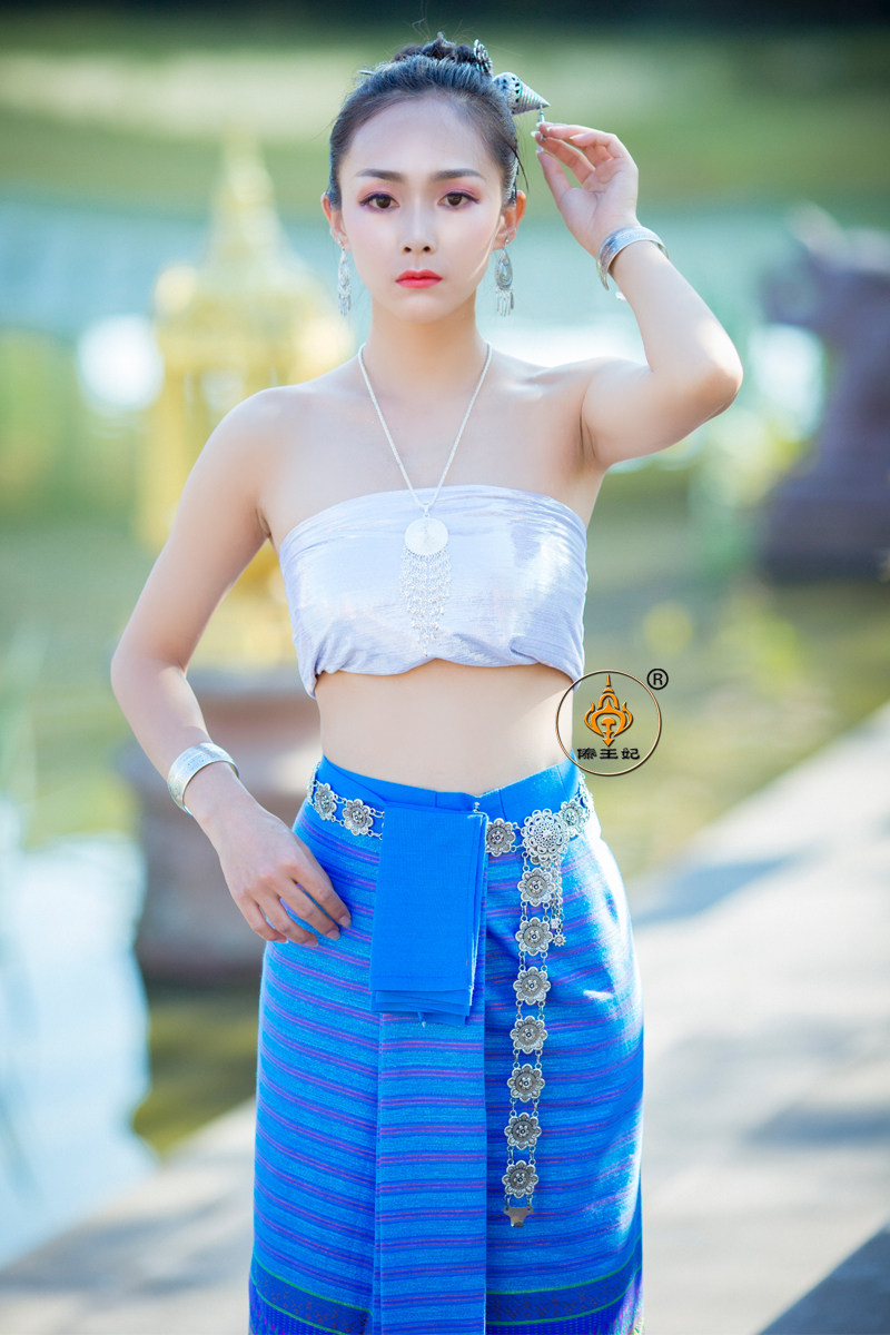服装傣王妃服饰泰国傣族传统抹胸修身苗条裹胸民族服装