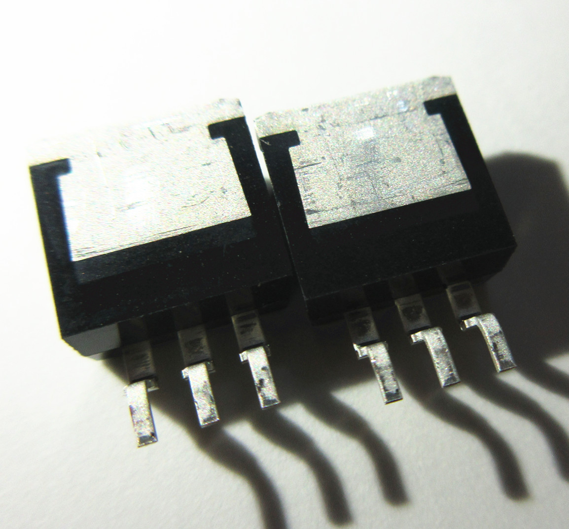 lm1117s33lm1117sx33三端稳压器贴片to263芯片