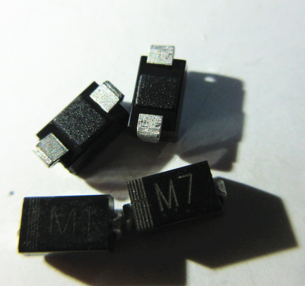 m7m1m2m4m7fa7sma整流二极管1a二极管