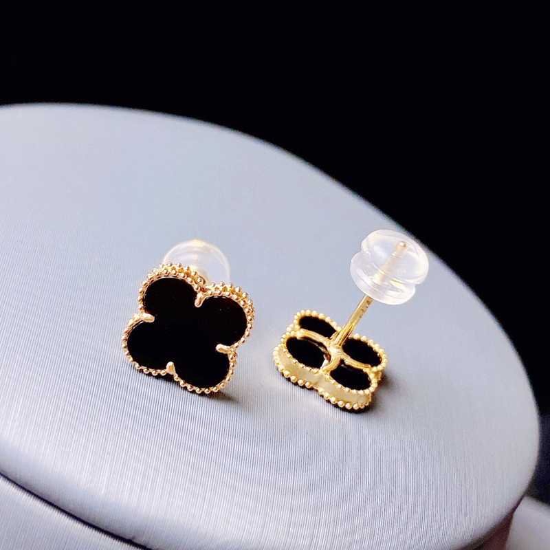 玛瑙18k时尚个性贝母白贝母au750黄金耳钉四叶草耳饰