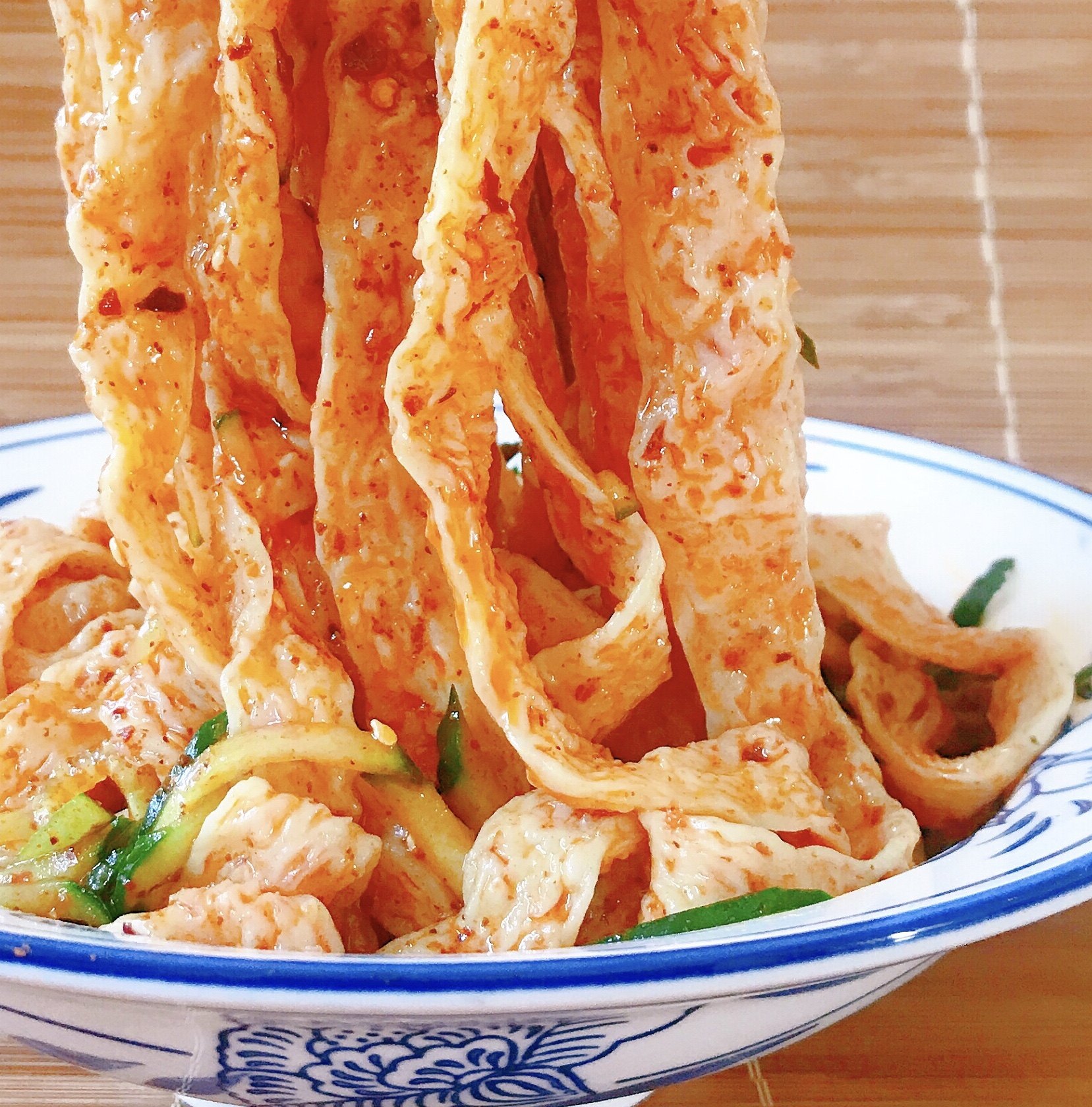 陕西手工香辣牛筋口感劲道真空真空包包装260gx5面条