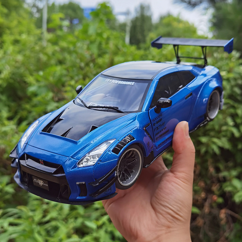 solido索立立德尼桑gtrr35宽体改装汽车模型收藏车模