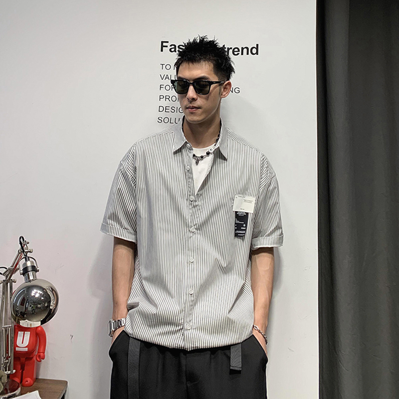徐太浪日系条纹短袖衬衫男夏季潮牌美式复古休闲男士高端纯棉衬衣