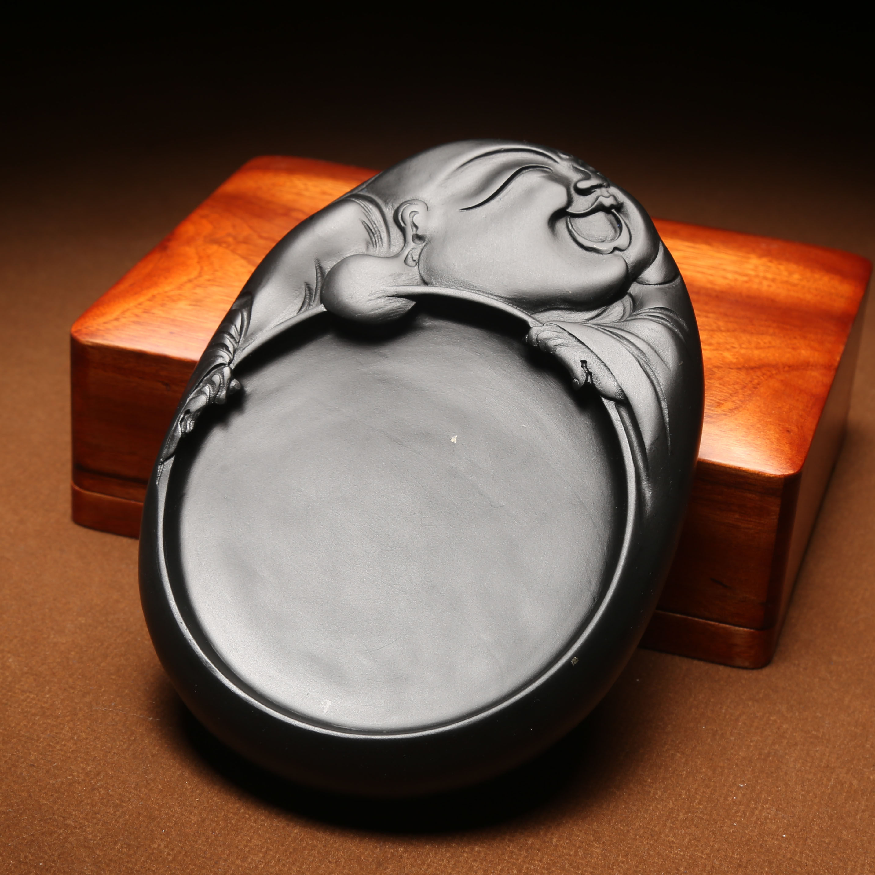 歙砚龙潭石黑龙尾原石文房四宝实用收藏把玩砚台文房四宝