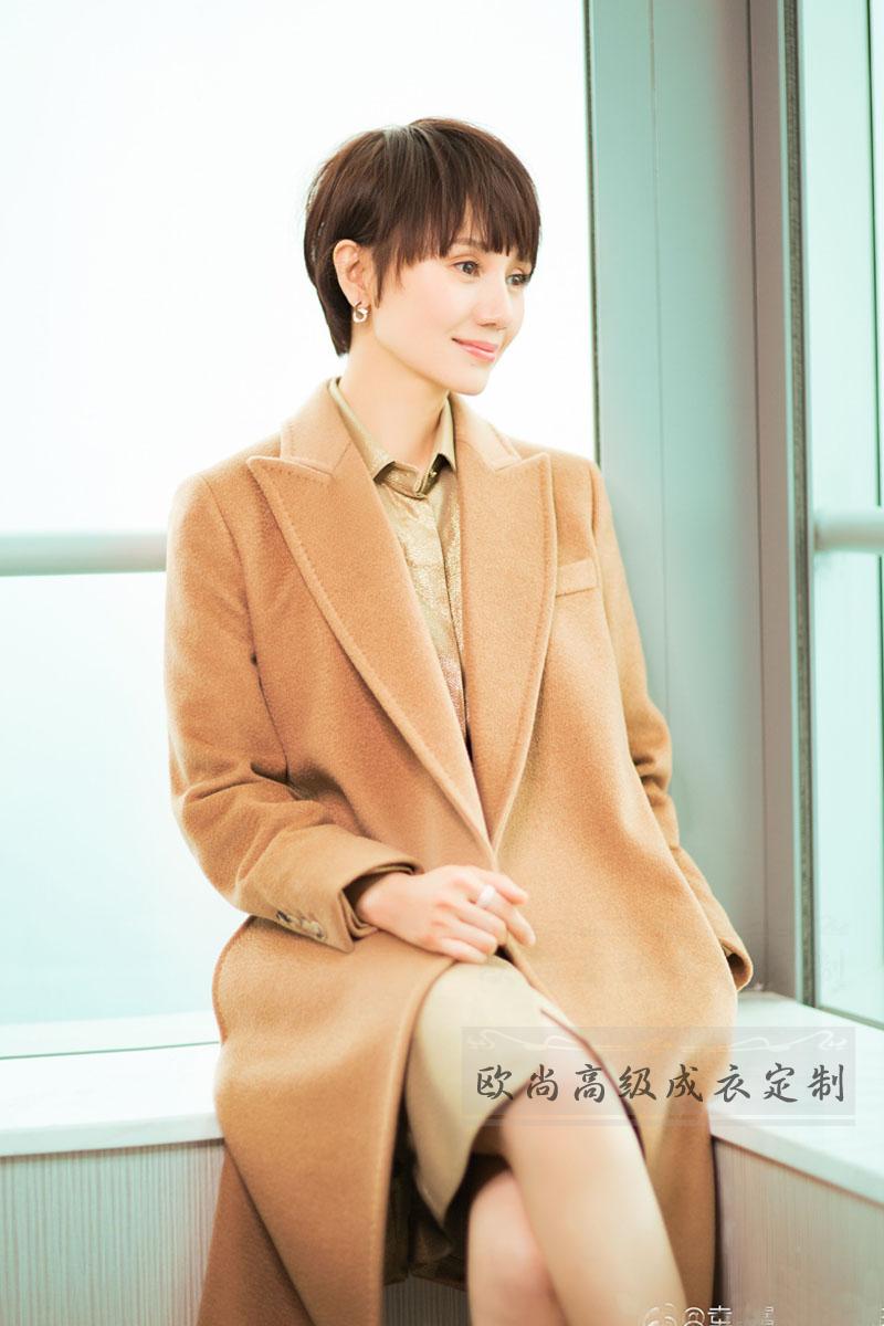 高级大衣简约显瘦女中羊绒定制波纹水波驼色毛呢外套