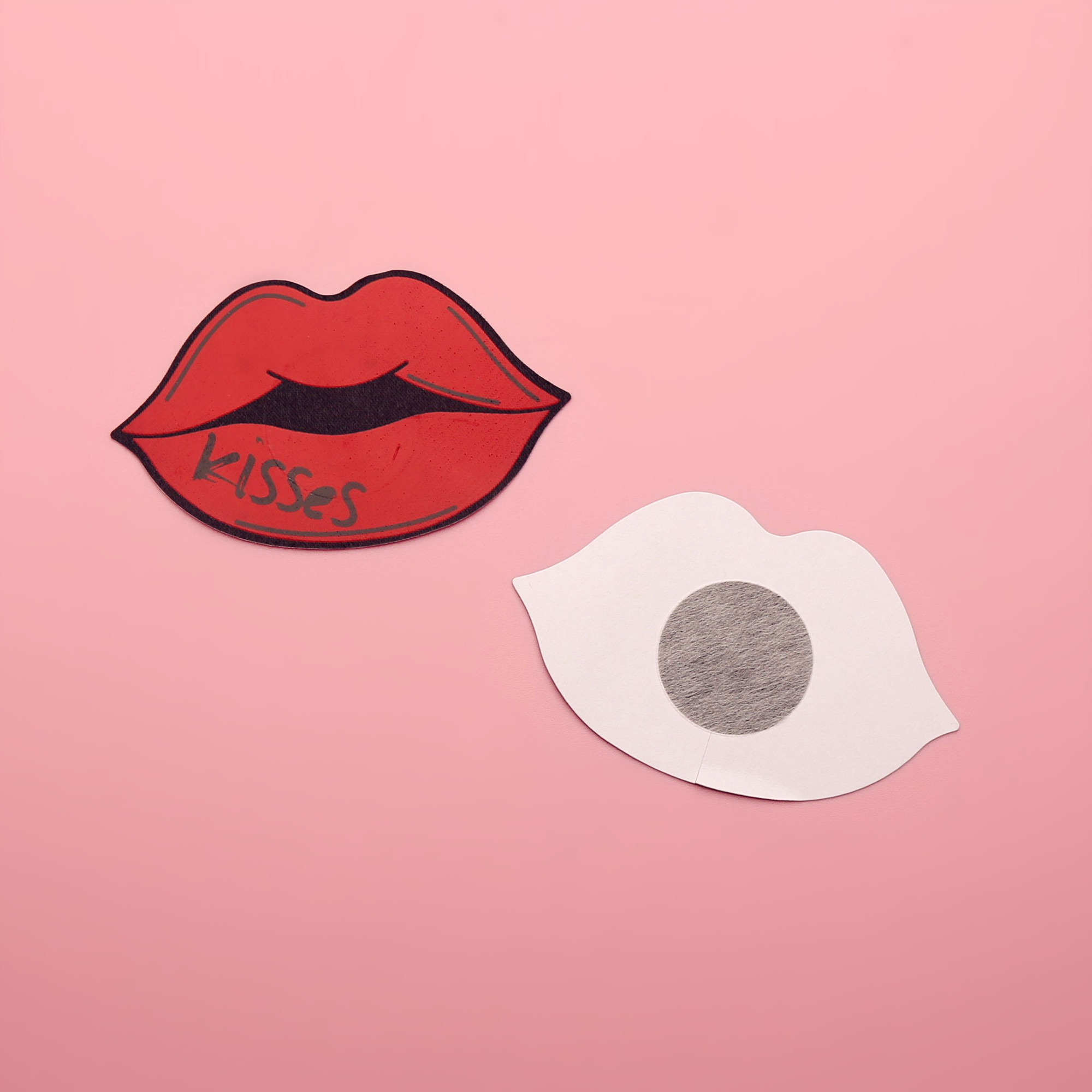 kisses个性英文字母大红红唇胸贴一次性薄款乳头乳贴