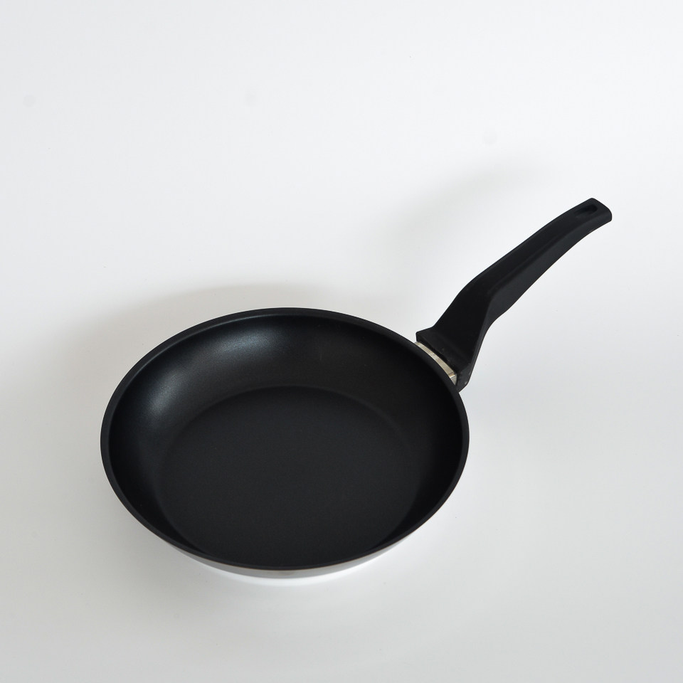 平底锅可不沾油烟煎锅不粘e6涂层26cm西班牙煎锅