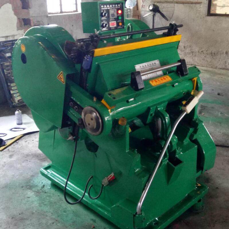 二手纸箱模切机二手平压压痕模切机供应扪盒机老虎嘴