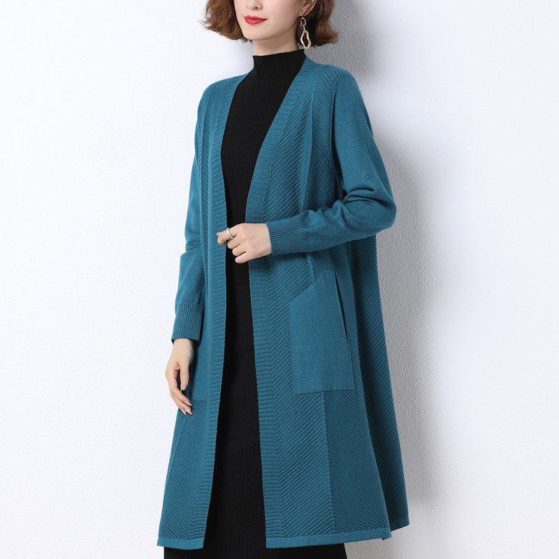 胖妈妈妈秋季外搭开衫女中长针织衫披肩中年春秋中老年女装