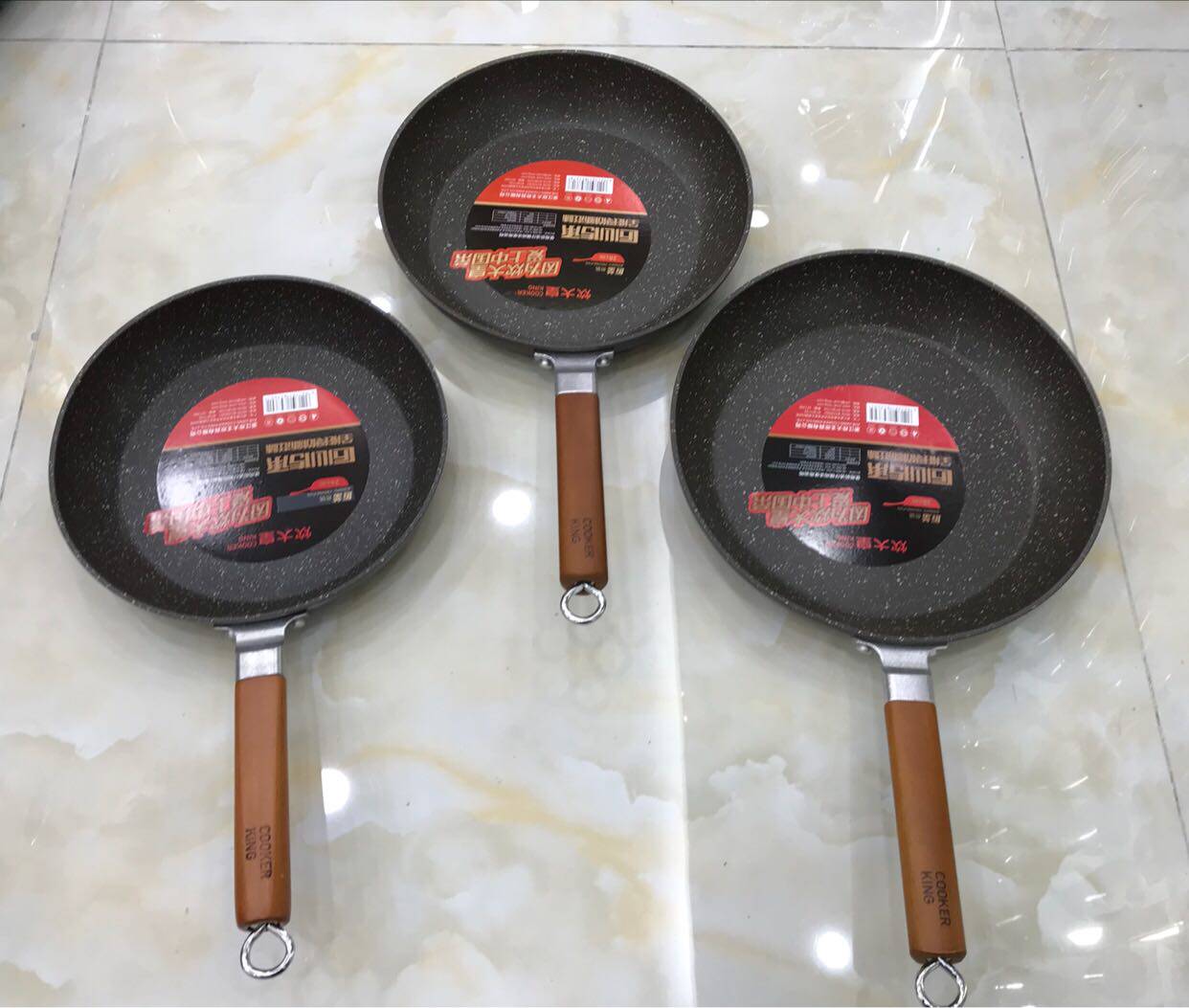 炊大皇匠麦饭石煎锅不粘锅煎锅